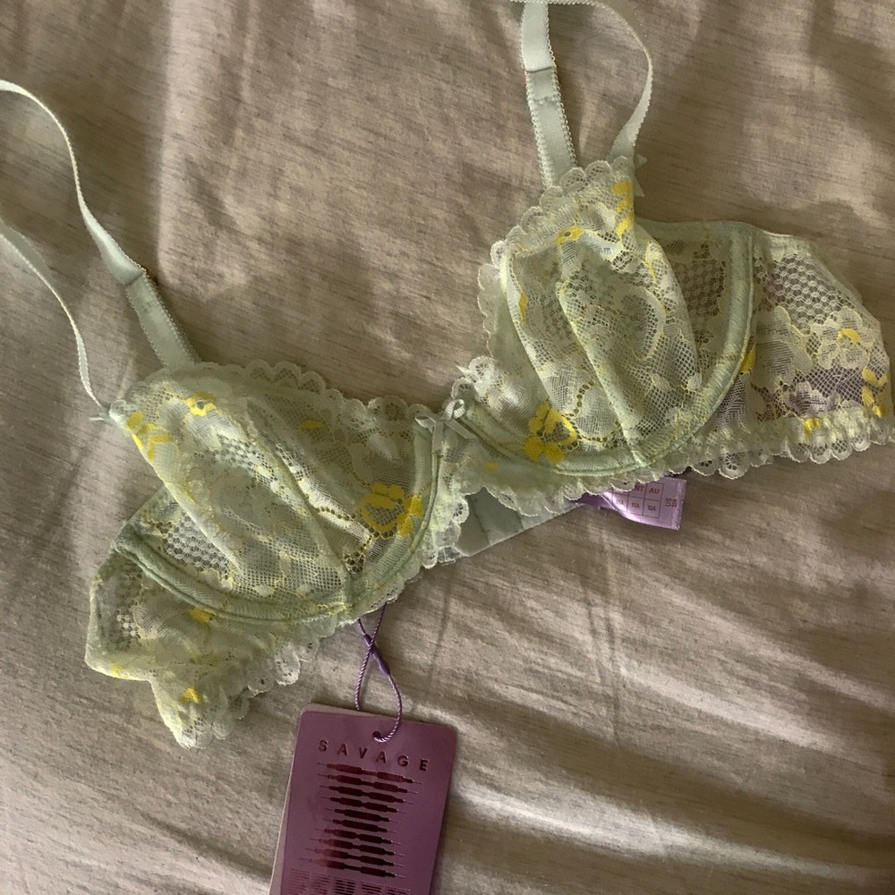 Savage X Fenty unlined floral lace bra